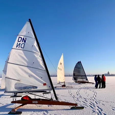 Floating Hideaway- Coco De Botel