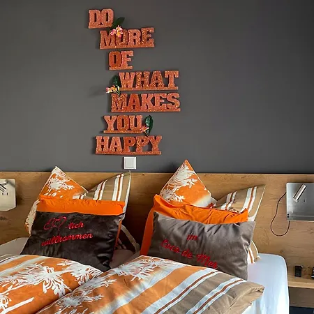 Floating Hideaway- Coco De Ribnitz-Damgarten