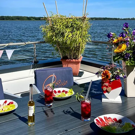 Båthotell Floating Hideaway- Coco De